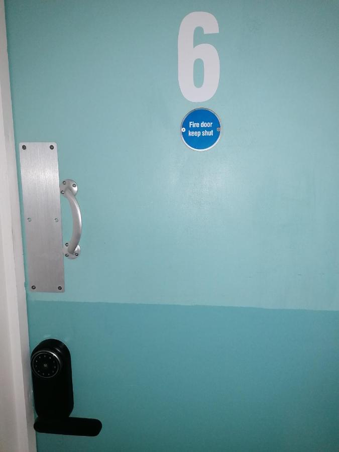 Seadragon Backpackers Hostel Brighton Exterior foto